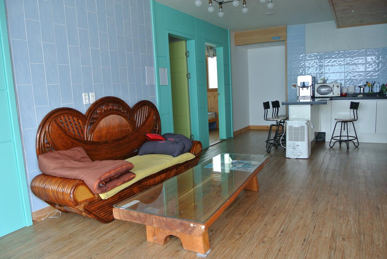 My Mother Guesthouse جيجو المظهر الخارجي الصورة